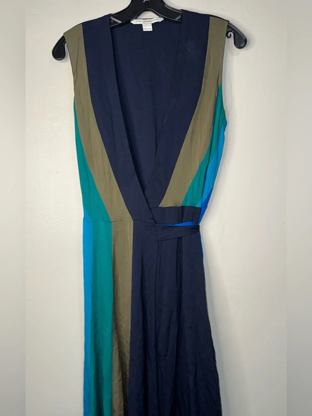 Diane Von Furstenberg Penelope Silk Sleeveless Wrap Midi Dress - Picture 3 of 16